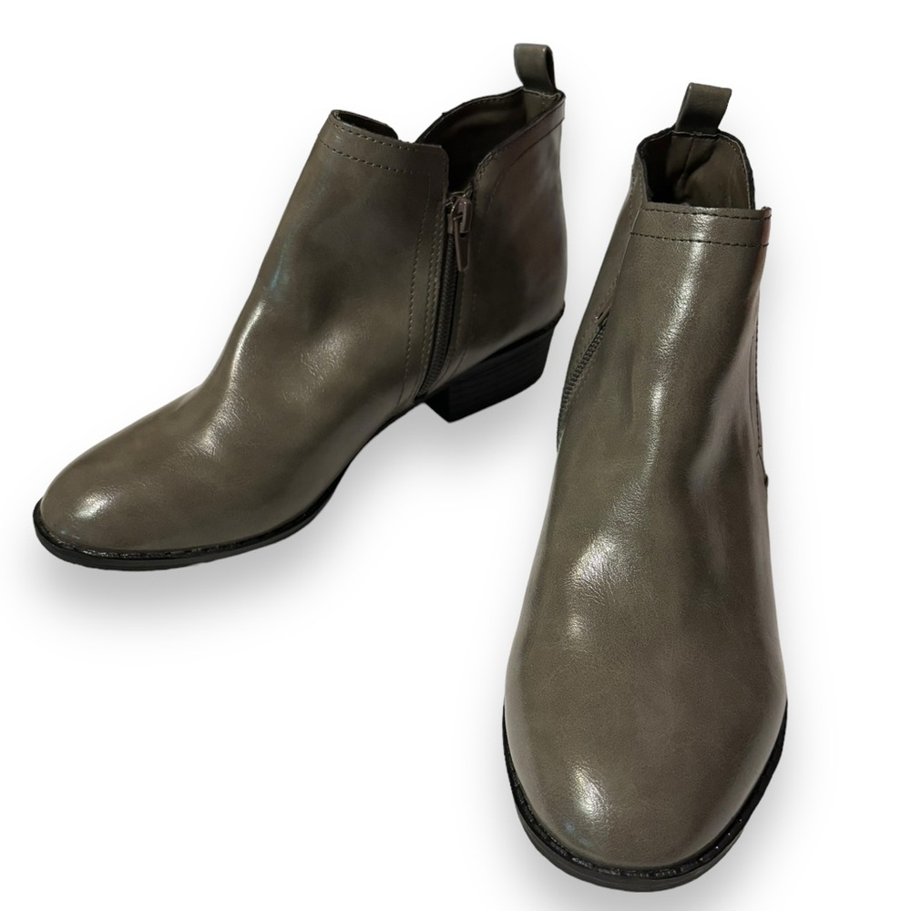 AMERICAN RAG Cadee Almond Toe Ankle Fashion Boots